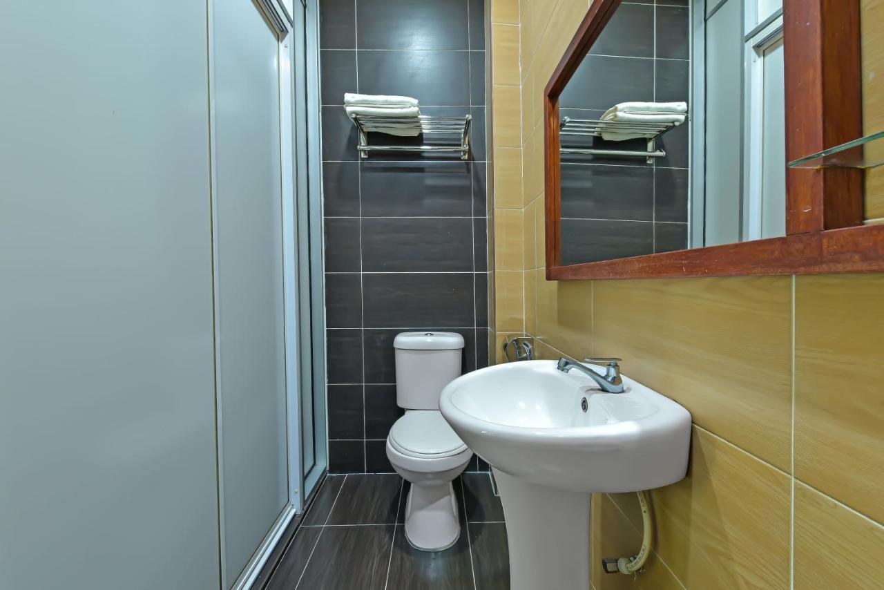 Capital O 90754 Gopeng Inn Ίπο Εξωτερικό φωτογραφία
