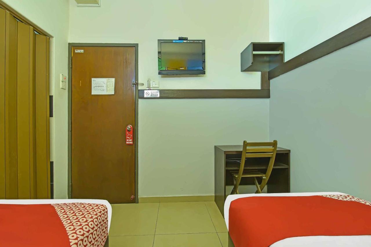 Capital O 90754 Gopeng Inn Ίπο Εξωτερικό φωτογραφία