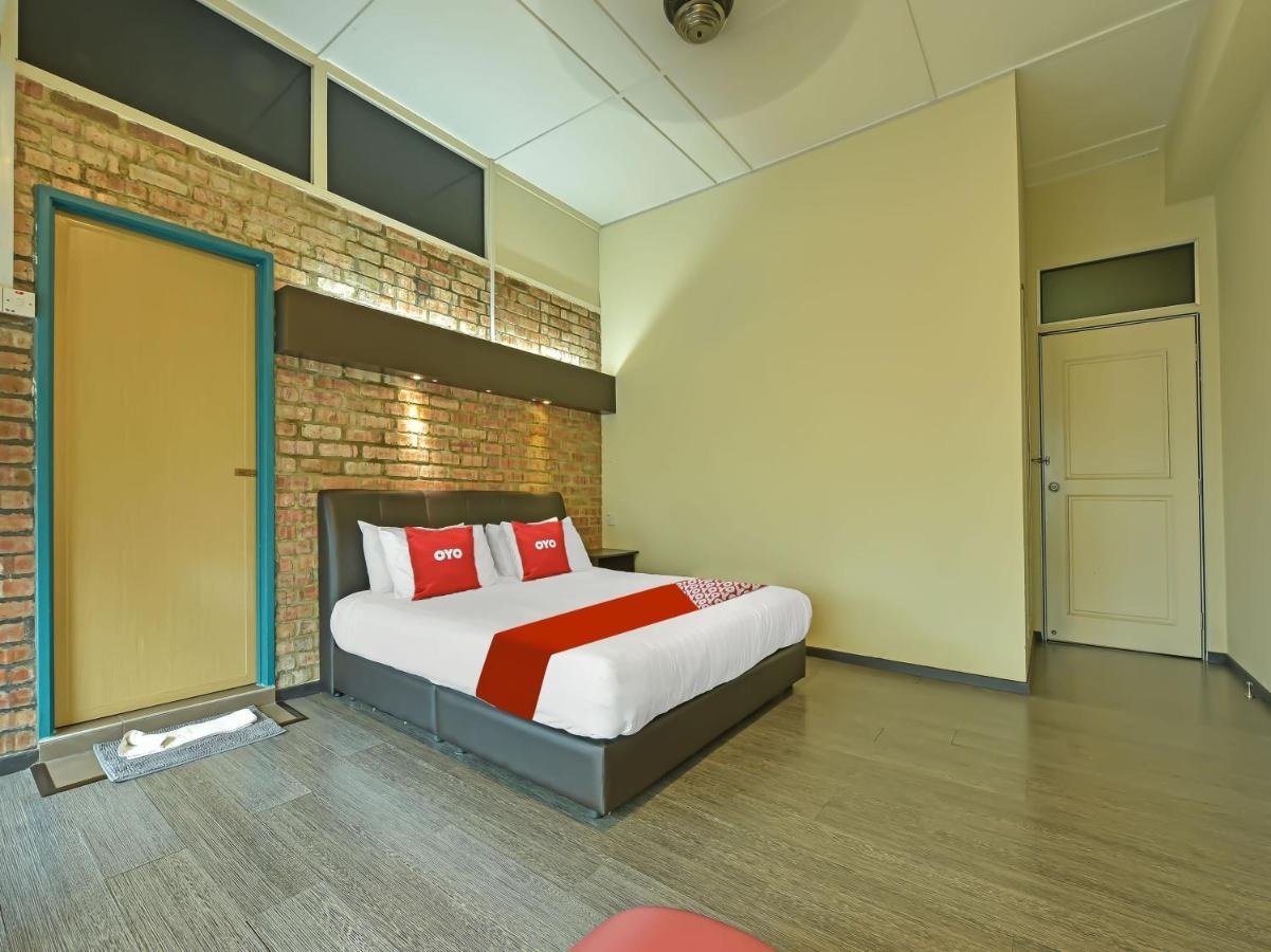 Capital O 90754 Gopeng Inn Ίπο Εξωτερικό φωτογραφία